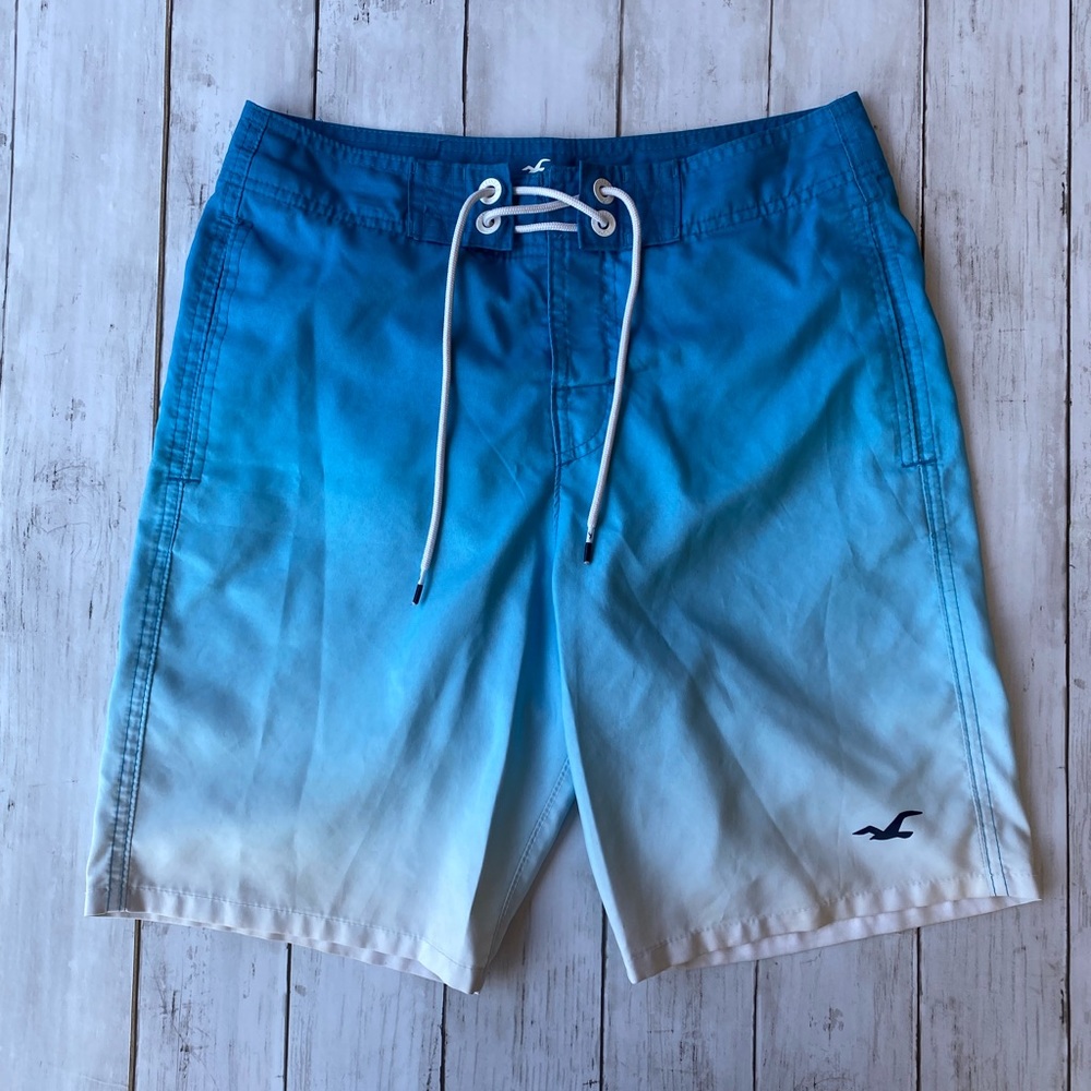 Hollister men’s swim trunks.  Size 28